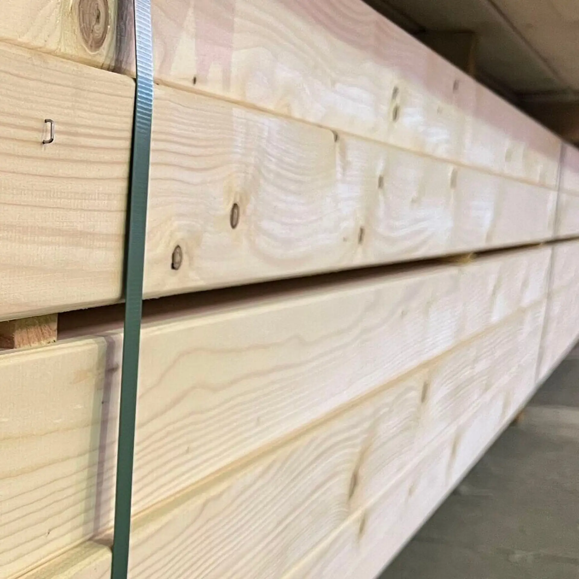 Solid spruce beams, planed - C24 95x195x4800