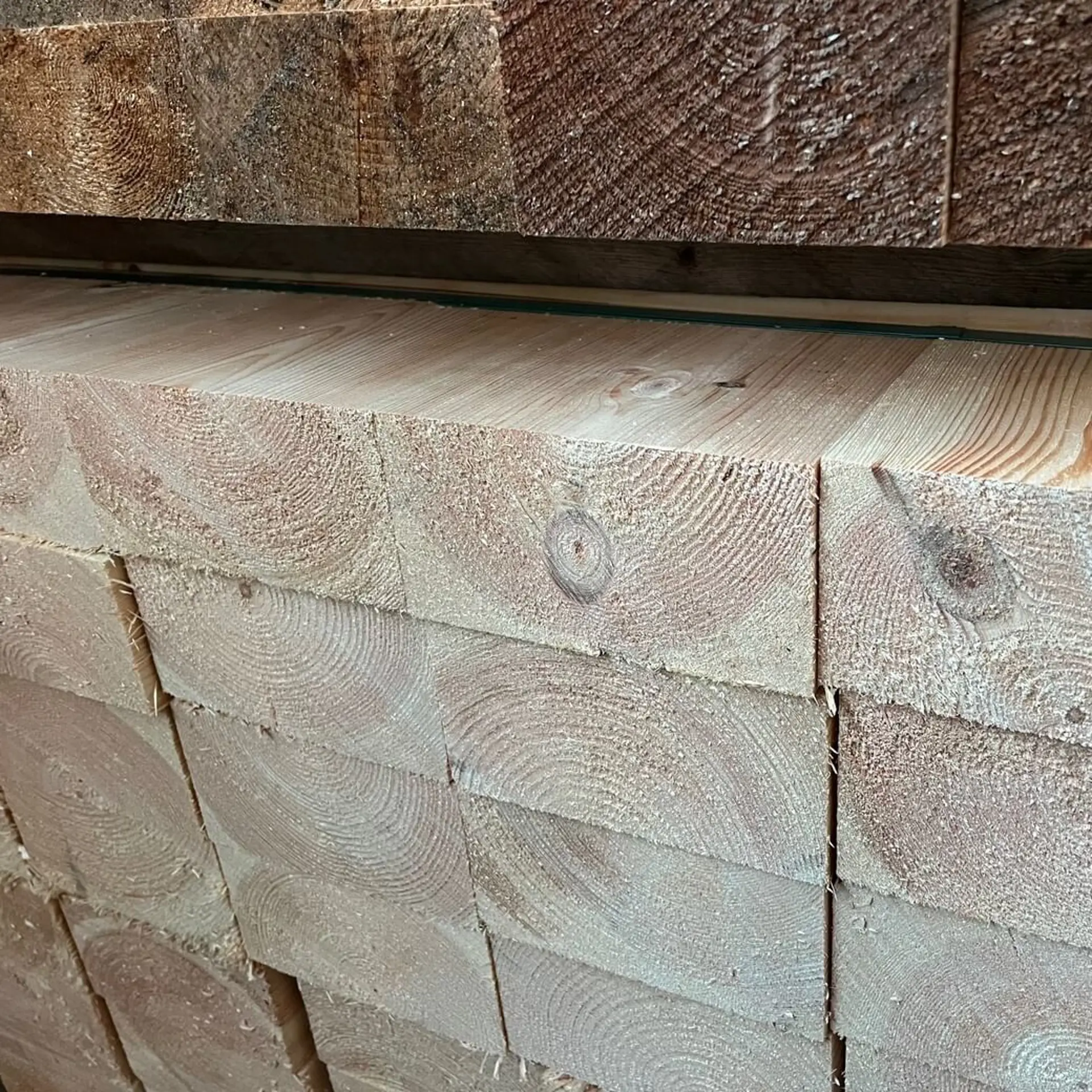 Solid spruce beams, planed - 100x200x6000