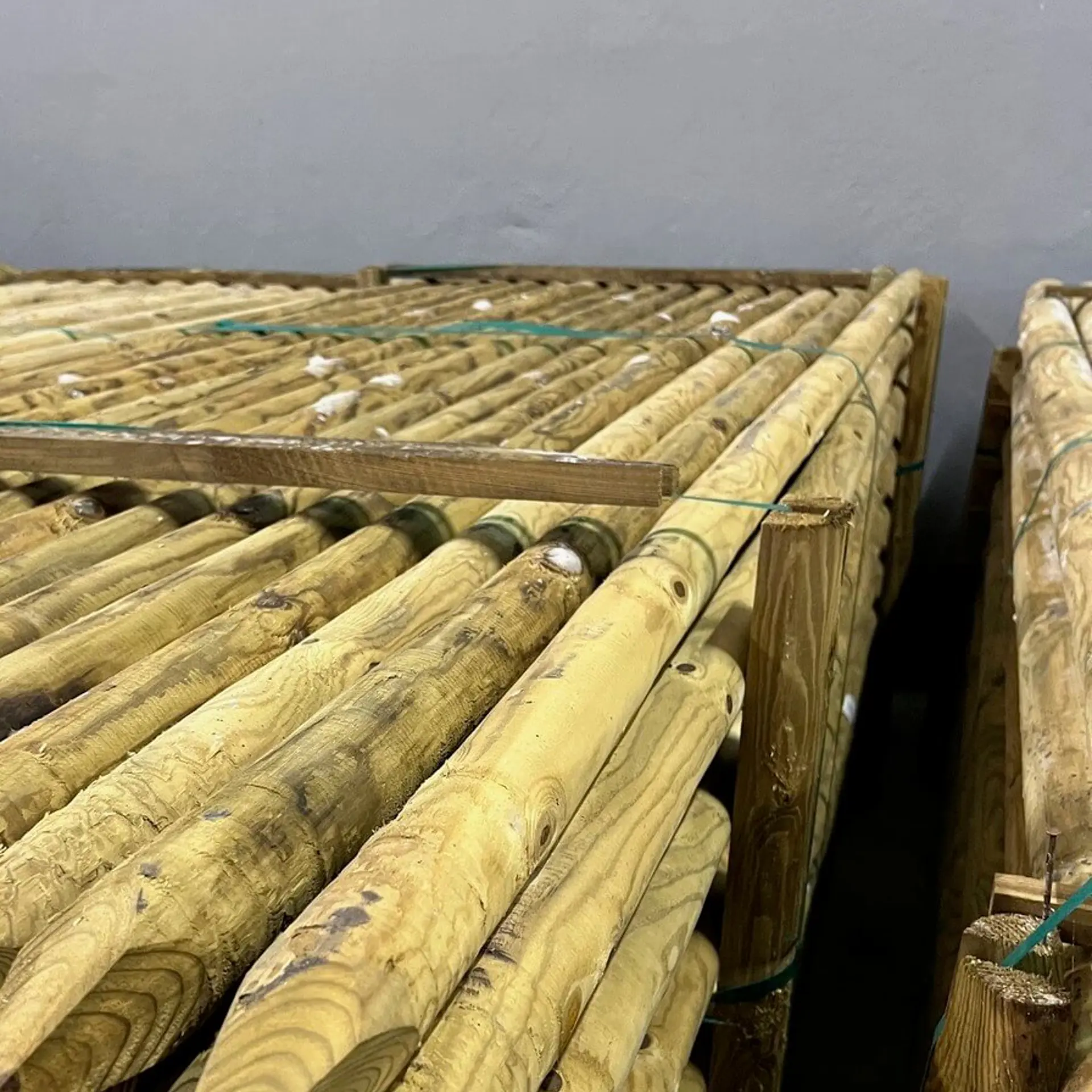 Pine Turned Poles - 60x3000